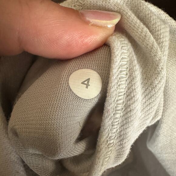 LULULEMON |   Wunder Under Pant Foli Manifesto White Full Length | Size 4 - Picture 6 of 6